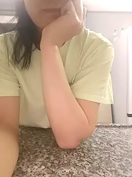 sara 41 online show from April 4, 2026, 5:21 pm