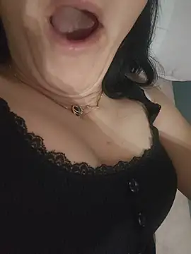 Snapshot of sara_41 chatting on July 10, 2026, 10:34 pm sara 41 online show from July 10, 2026, 10:34 pm
