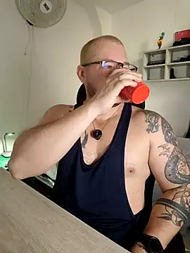 Snapshot of Alton_Mason chatting on July 6, 2026, 2:14 pm Alton Mason online show from July 6, 2026, 2:14 pm