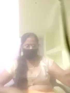 SEEMA 012 online show from April 12, 2026, 5:23 am