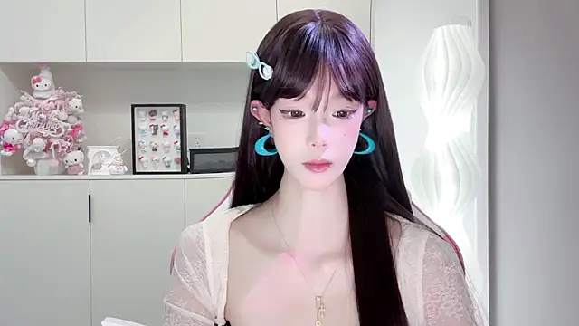 Snapshot of -Moonshine chatting on April 10, 2026, 9:58 am -Moonshine online show from April 10, 2026, 9:58 am