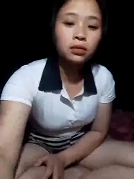 Liss-mimi online show from April 3, 2026, 3:10 pm