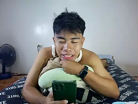 Snapshot of valerio_fernan chatting on July 24, 2026, 1:31 pm valerio fernan online show from July 24, 2026, 1:31 pm
