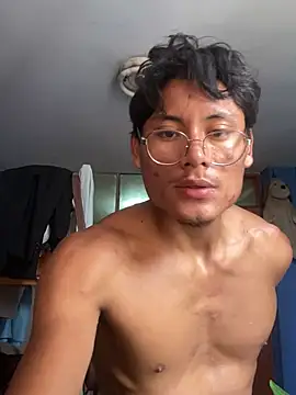 cachero0224 online show from April 3, 2026, 7:12 pm