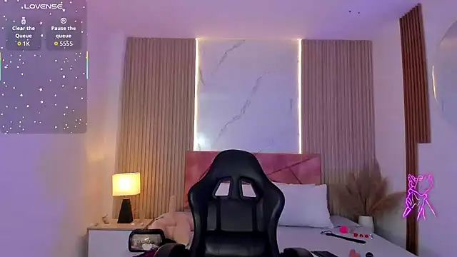 clairemillerx online show from August 1, 2026, 1:54 pm