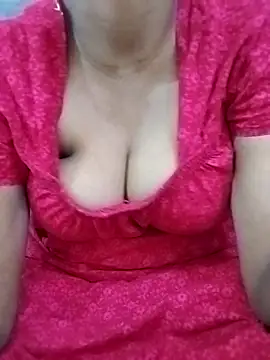 Snapshot of Alisha-sexy chatting on April 7, 2026, 11:43 am Alisha-sexy online show from April 7, 2026, 11:43 am