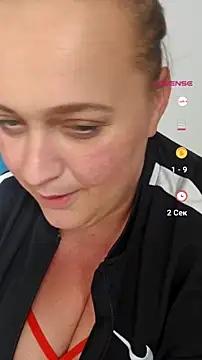 Snapshot of Blondibaby chatting on July 6, 2026, 3:03 pm Blondibaby online show from July 6, 2026, 3:03 pm