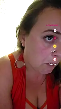 Snapshot of Blondibaby chatting on July 15, 2026, 8:14 pm Blondibaby online show from July 15, 2026, 8:14 pm