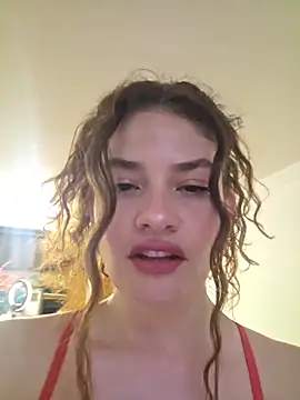 CelineBoyer  online show from May 3, 2026, 10:49 pm