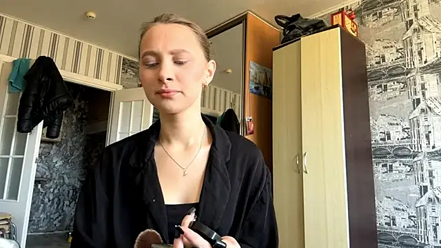 Snapshot of AiConzemius chatting on April 5, 2026, 9:28 am AiConzemius online show from April 5, 2026, 9:28 am