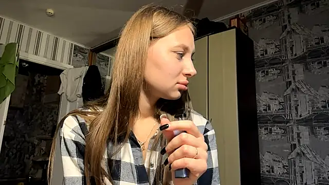 Snapshot of AiConzemius chatting on April 7, 2026, 5:02 pm AiConzemius online show from April 7, 2026, 5:02 pm