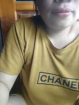   Amanda   online show from April 13, 2026, 5:35 am