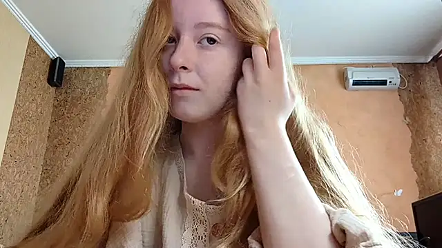 Snapshot of KateVibe_01 chatting on June 26, 2026, 12:15 am KateVibe 01 online show from June 26, 2026, 12:15 am