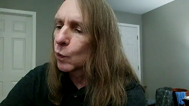 Magnus Luv online show from July 12, 2026, 10:56 pm