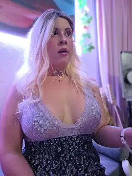 ItsAuroraBorealis online show from June 2, 2026, 1:18 am