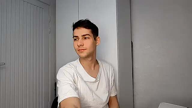 JhnNovaX online show from April 5, 2026, 11:24 pm