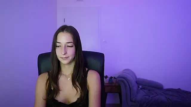 Crystalbrunette18 online show from June 28, 2026, 5:30 pm