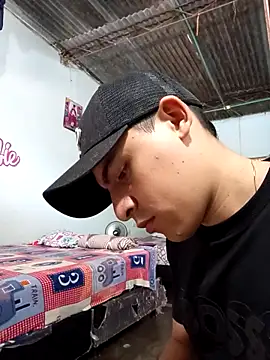 Snapshot of cmjeferson chatting on April 14, 2026, 3:51 pm cmjeferson online show from April 14, 2026, 3:51 pm