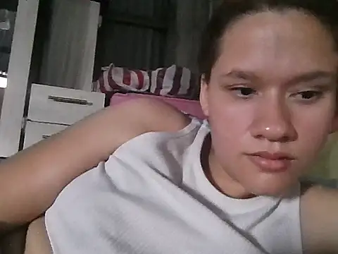 Snapshot of JennifferJilson chatting on May 9, 2026, 10:04 pm JennifferJilson online show from May 9, 2026, 10:04 pm