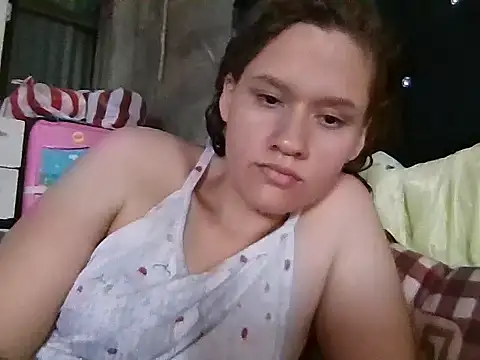 Snapshot of JennifferJilson chatting on May 12, 2026, 7:44 pm JennifferJilson online show from May 12, 2026, 7:44 pm