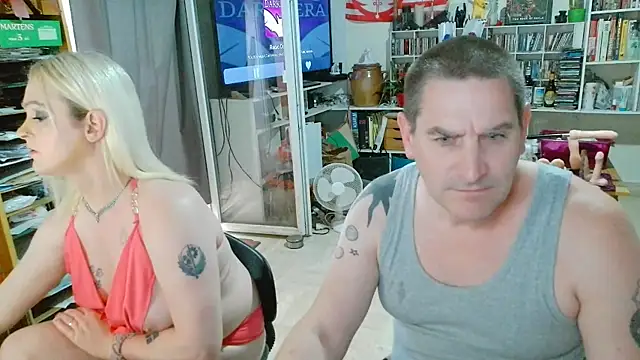 teddythebeer86 online show from June 13, 2026, 1:53 pm