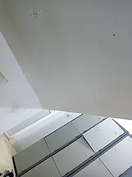 Snapshot of Achrafbobo chatting on April 5, 2026, 4:15 pm Achrafbobo online show from April 5, 2026, 4:15 pm