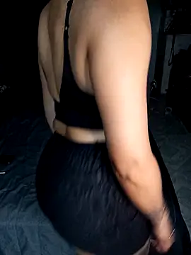 JessyFon online show from April 16, 2026, 1:06 am