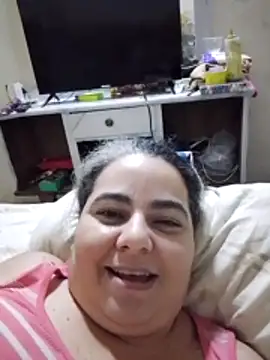 Snapshot of Golositadeamor chatting on May 31, 2026, 11:28 pm Golositadeamor online show from May 31, 2026, 11:28 pm