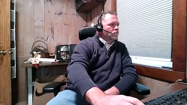 Snapshot of JJ_CONN78 chatting on April 27, 2026, 4:16 pm JJ CONN78 online show from April 27, 2026, 4:16 pm