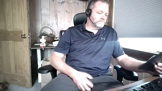 Snapshot of JJ_CONN78 chatting on April 29, 2026, 5:30 pm JJ CONN78 online show from April 29, 2026, 5:30 pm
