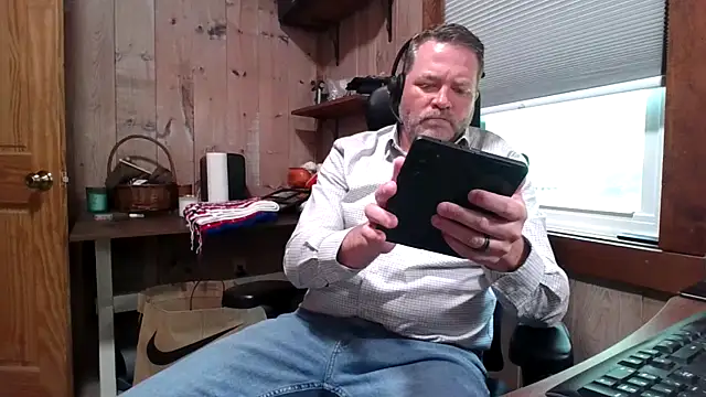 Snapshot of JJ_CONN78 chatting on May 21, 2026, 2:35 pm JJ CONN78 online show from May 21, 2026, 2:35 pm