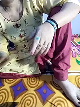 Reshmi54 online show from April 9, 2026, 4:12 pm