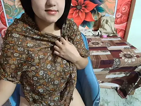 Snapshot of miss_-queen chatting on May 12, 2026, 4:42 am miss -queen online show from May 12, 2026, 4:42 am