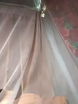 Snapshot of saya_006 chatting on April 15, 2026, 4:52 am saya 006 online show from April 15, 2026, 4:52 am