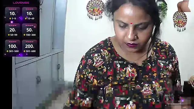 Snapshot of Aapki_Komolika chatting on June 1, 2026, 3:58 pm Aapki Komolika online show from June 1, 2026, 3:58 pm