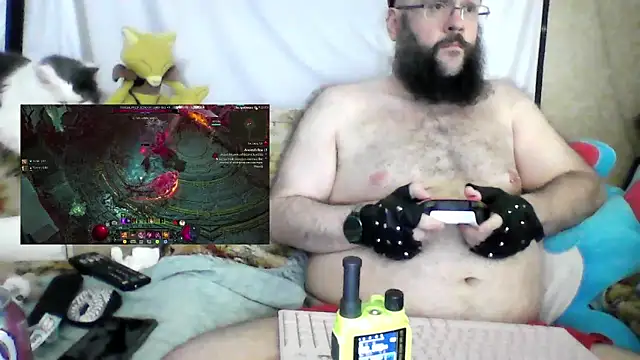 Snapshot of BriTheTopBear chatting on June 14, 2026, 2:24 am BriTheTopBear online show from June 14, 2026, 2:24 am