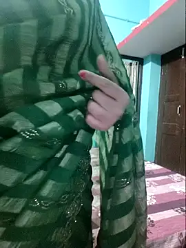 Sexy poorva online show from April 15, 2026, 8:21 am