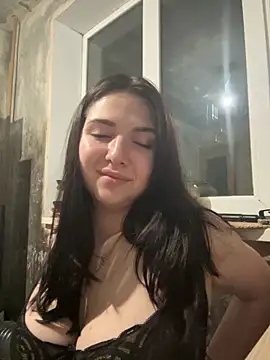 Kisy Denis online show from April 18, 2026, 1:42 am