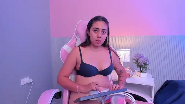 Snapshot of rose_smitth chatting on April 9, 2026, 7:08 pm rose smitth online show from April 9, 2026, 7:08 pm
