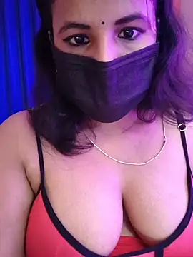 Hot Alicee online show from July 28, 2026, 6:20 pm