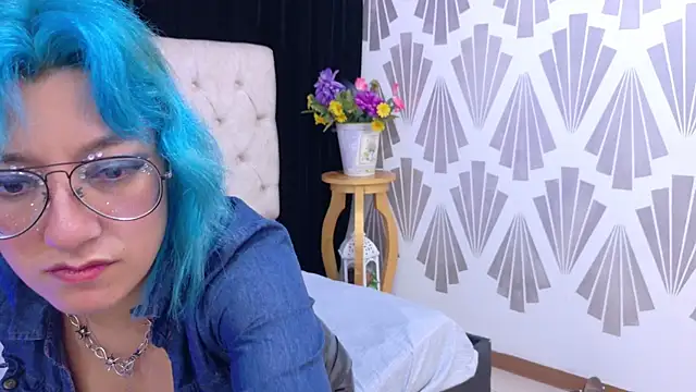 Snapshot of Zafiro_Kitsune chatting on June 22, 2026, 3:36 am Zafiro Kitsune online show from June 22, 2026, 3:36 am