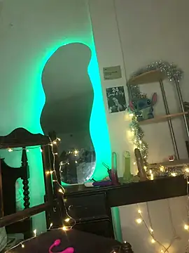 GeordiNovaX online show from April 8, 2026, 11:59 pm