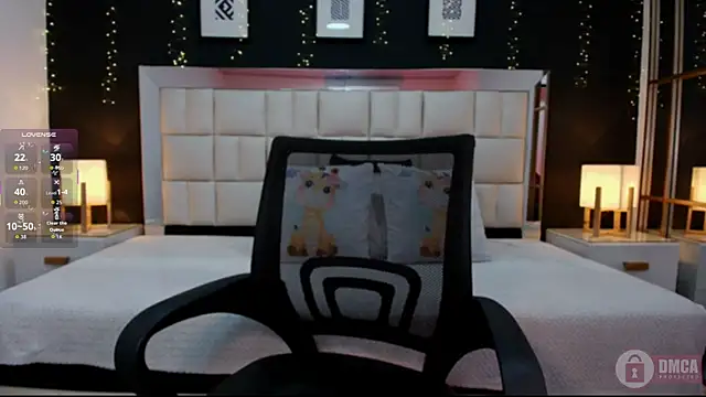 Snapshot of aria_bloomer chatting on June 8, 2026, 12:05 pm aria bloomer online show from June 8, 2026, 12:05 pm