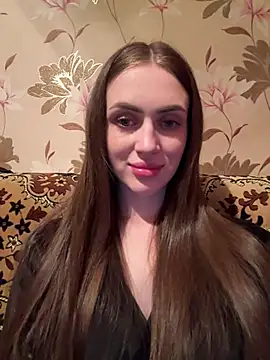 AlinaLove3213 online show from July 4, 2026, 8:04 pm