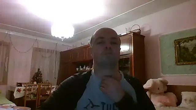 Luceriusbigass online show from December 6, 2024, 4:28 pm