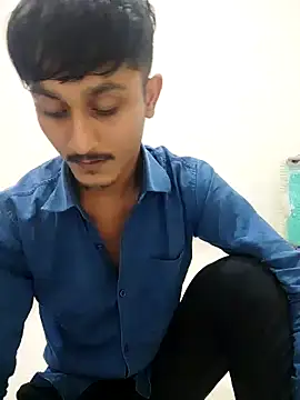 ROMEO JULIET0022 online show from April 16, 2026, 6:30 pm