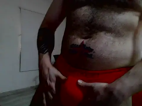 GoldenMed01 online show from April 7, 2026, 5:24 pm