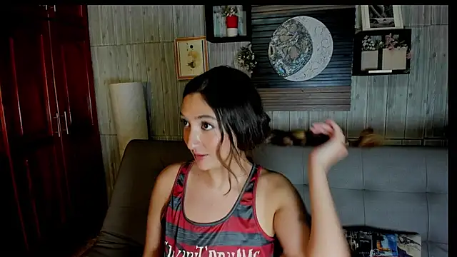 Snapshot of Alucarda666 chatting on July 7, 2026, 9:19 pm Alucarda666 online show from July 7, 2026, 9:19 pm