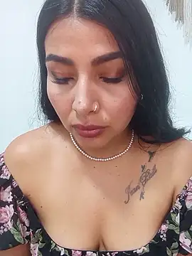 Snapshot of Antonella-corruso chatting on May 29, 2026, 1:58 am Antonella-corruso online show from May 29, 2026, 1:58 am