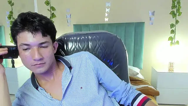 angel of sinn online show from April 12, 2026, 4:50 am